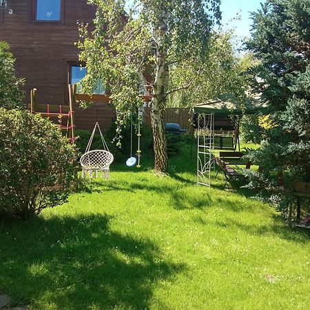 Domek I Apartamenty Stokrotka Криница-Здруй Екстериор снимка