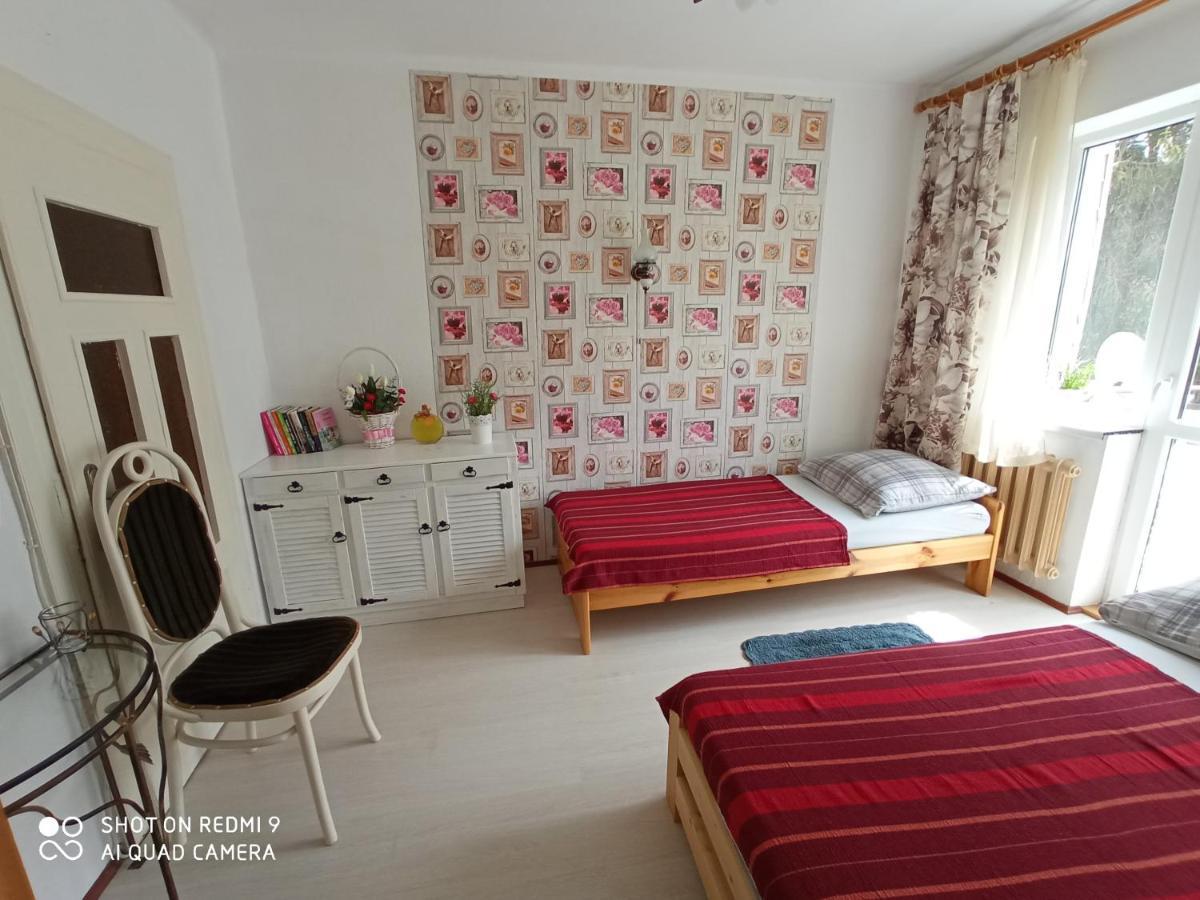 Domek I Apartamenty Stokrotka Криница-Здруй Екстериор снимка
