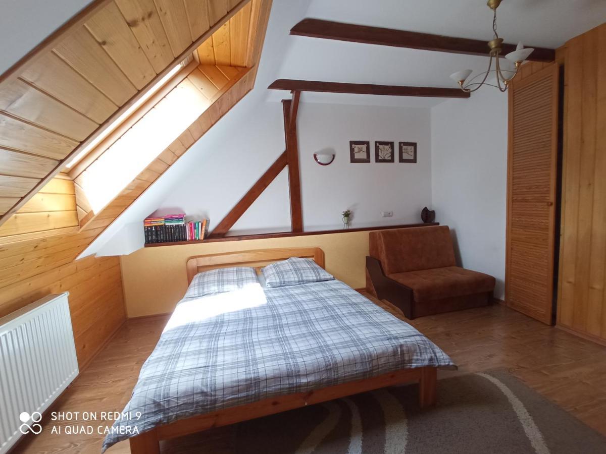 Domek I Apartamenty Stokrotka Криница-Здруй Екстериор снимка