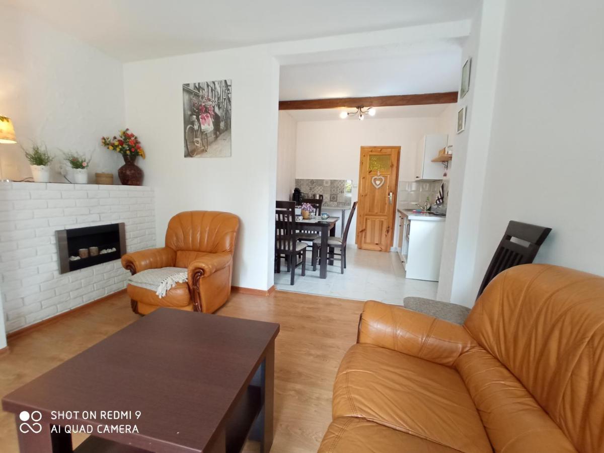 Domek I Apartamenty Stokrotka Криница-Здруй Екстериор снимка