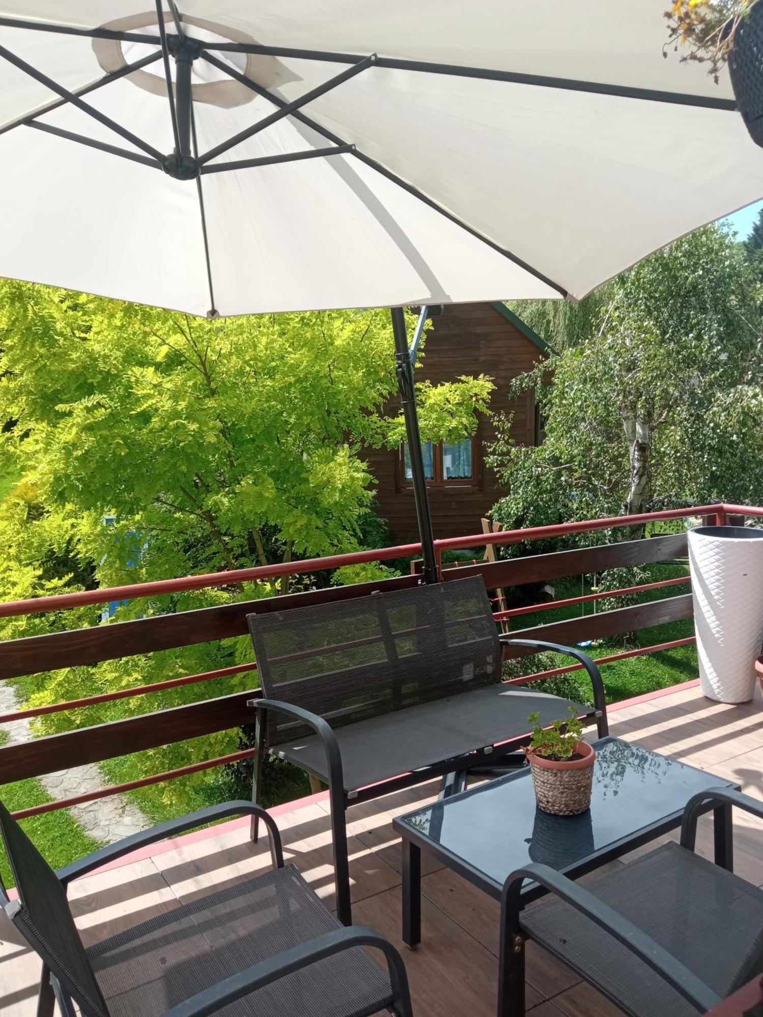 Domek I Apartamenty Stokrotka Криница-Здруй Екстериор снимка