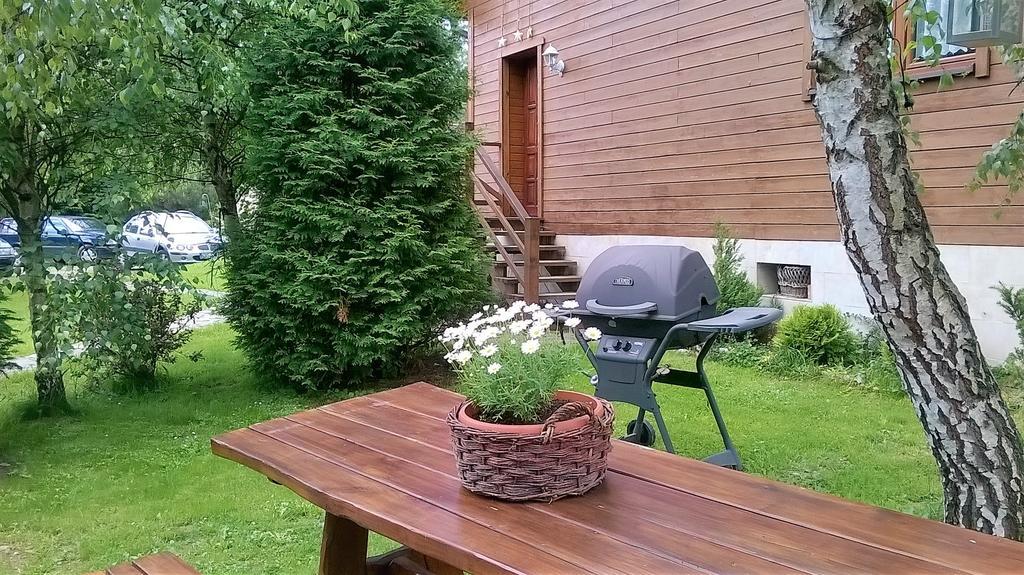 Domek I Apartamenty Stokrotka Криница-Здруй Екстериор снимка